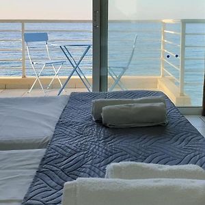 Zimmer mit zwei Einzelbetten